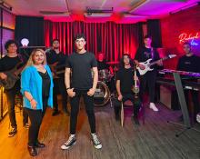 Namik Kemal Lisesi, Freezone 10. Liselerarasi Müzik Yarişmasinin Büyük Ödülü için Stüdyoya Girdi
